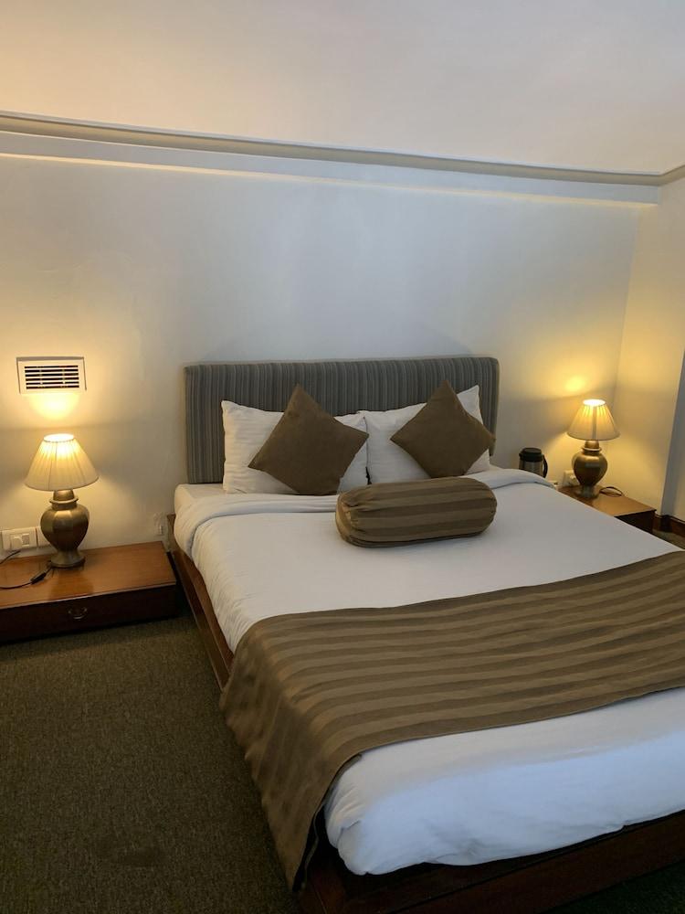 Готель Namah Nainital, A Member Of Radisson Individuals Retreats Екстер'єр фото