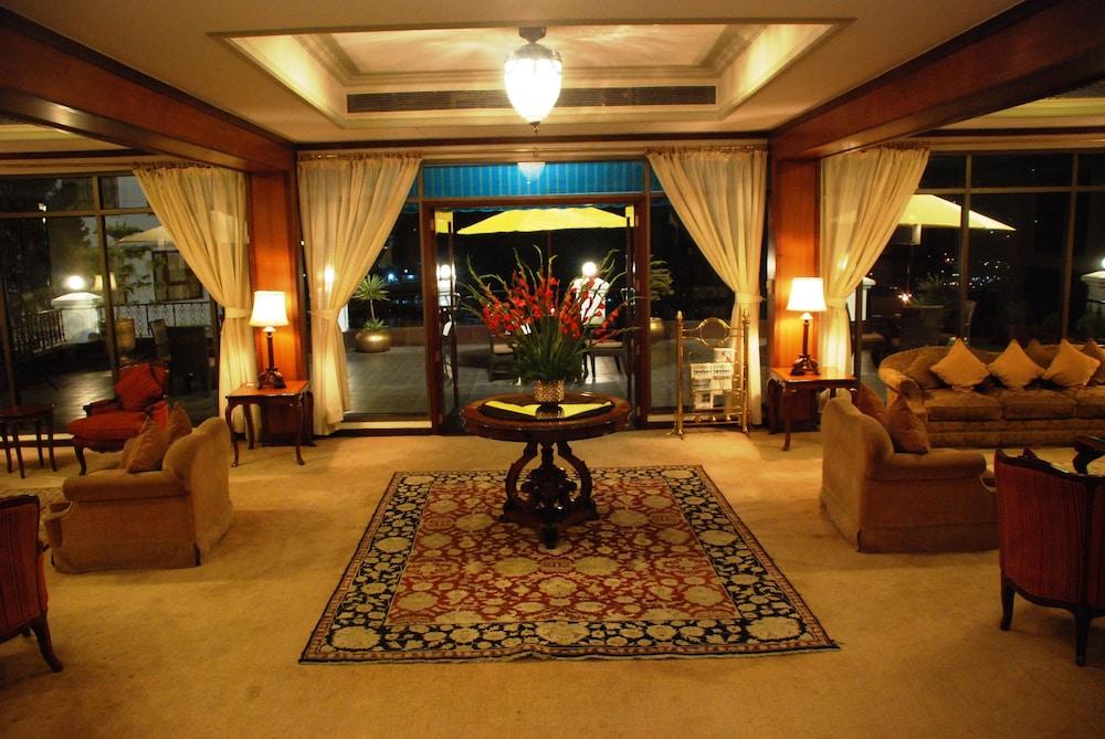 Готель Namah Nainital, A Member Of Radisson Individuals Retreats Екстер'єр фото