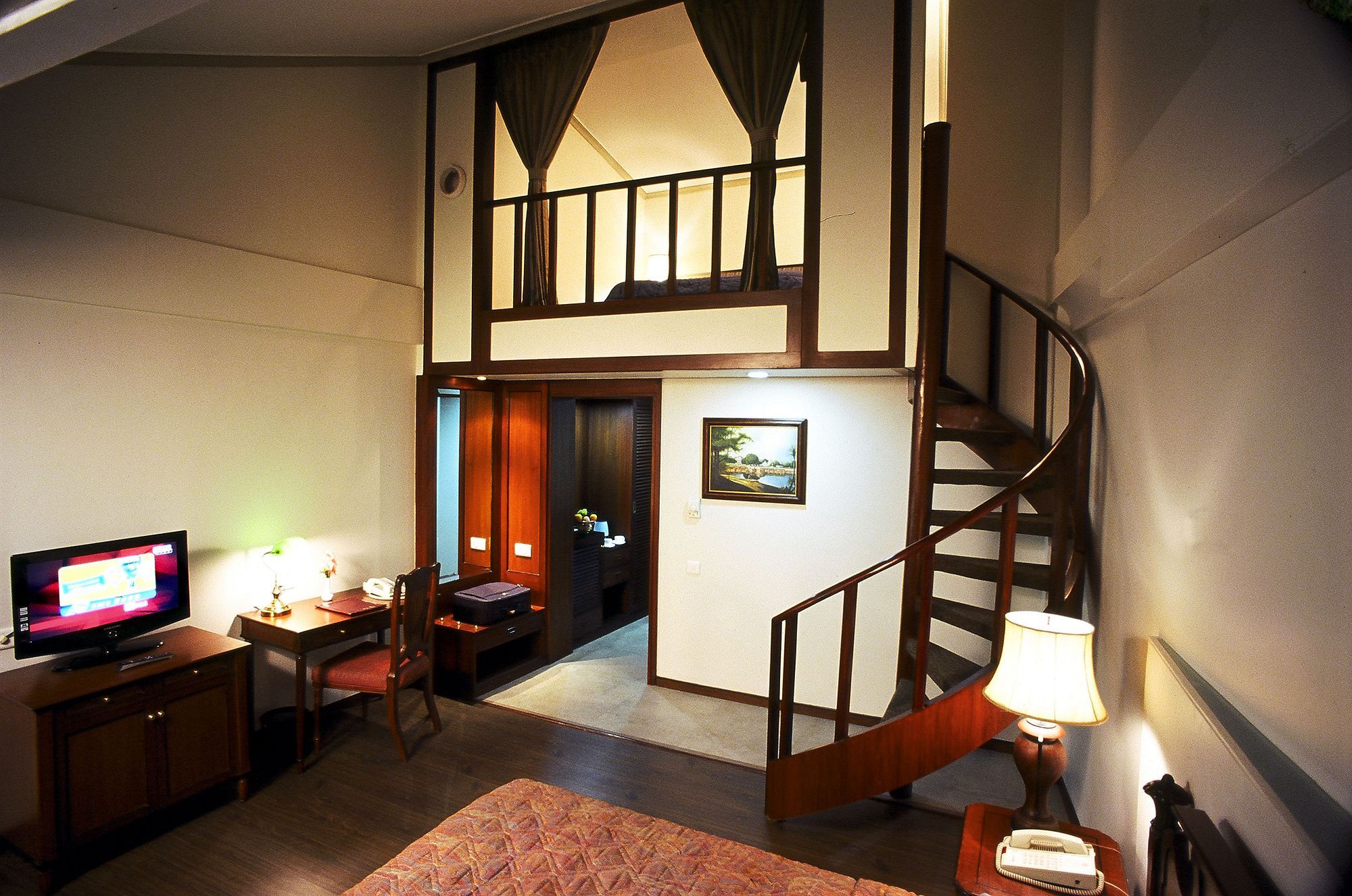 Готель Namah Nainital, A Member Of Radisson Individuals Retreats Екстер'єр фото